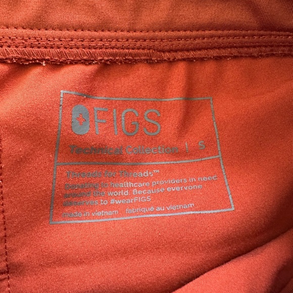 Figs Women’s Terracotta Scrub set - Picture 4 of 5